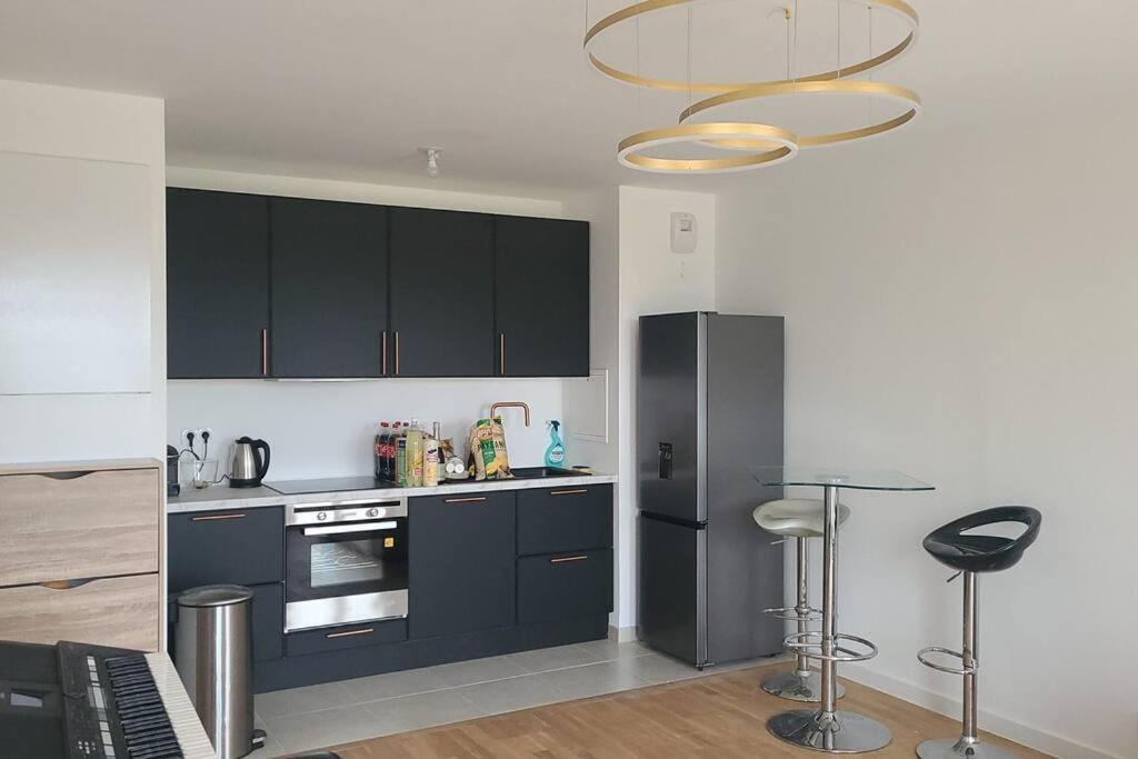 Appartement Chic 5 Min Disneyland/Vallee Village Serris Kültér fotó
