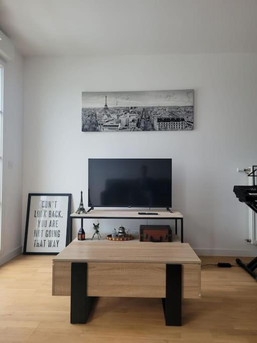 Appartement Chic 5 Min Disneyland/Vallee Village Serris Kültér fotó