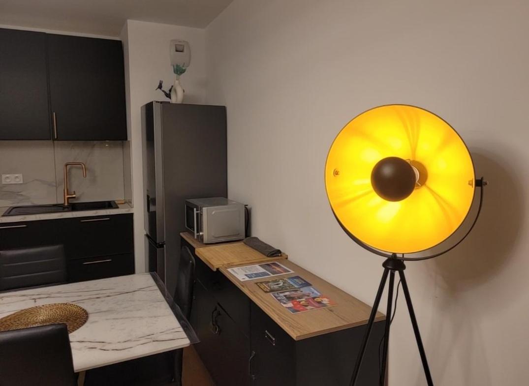 Appartement Chic 5 Min Disneyland/Vallee Village Serris Kültér fotó